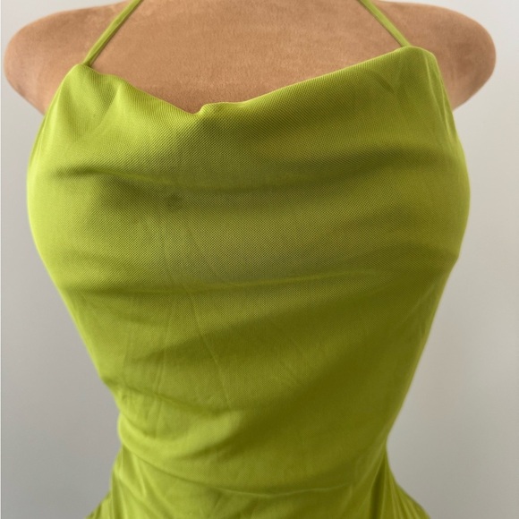 PrettyLittleThing Lime Green Backless Dress - Picture 4 of 10